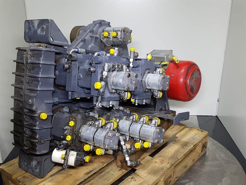 Vögele SUPER 1600/1603/1800/1803- 2031320 -Transmission - Gearbox and parts for Construction machinery: picture 1 Vögele SUPER 1600/1603/1800/1803- 2031320 -Transmission - Gearbox and parts for Construction machinery: picture 1