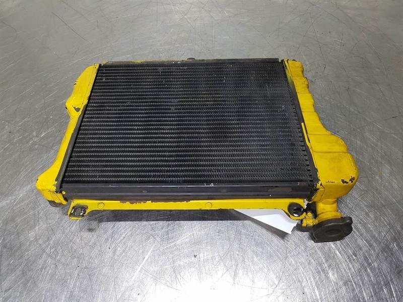 Volkswagen 477121251A-Cooler/Kühler/Koeler - Engine and parts for Construction machinery: picture 3 Volkswagen 477121251A-Cooler/Kühler/Koeler - Engine and parts for Construction machinery: picture 3