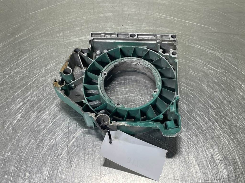Volvo L30B-Z/X-Deutz TD2011L04I-Cooling fan housing - Engine for Construction machinery: picture 3 Volvo L30B-Z/X-Deutz TD2011L04I-Cooling fan housing - Engine for Construction machinery: picture 3