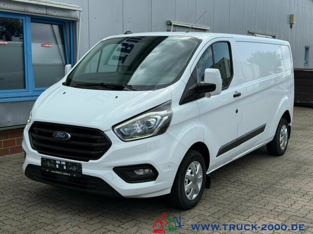 Ford Transit Custom Lang Trend 3Sitzer + Klima + DAB - Small van: picture 5 Ford Transit Custom Lang Trend 3Sitzer + Klima + DAB - Small van: picture 5