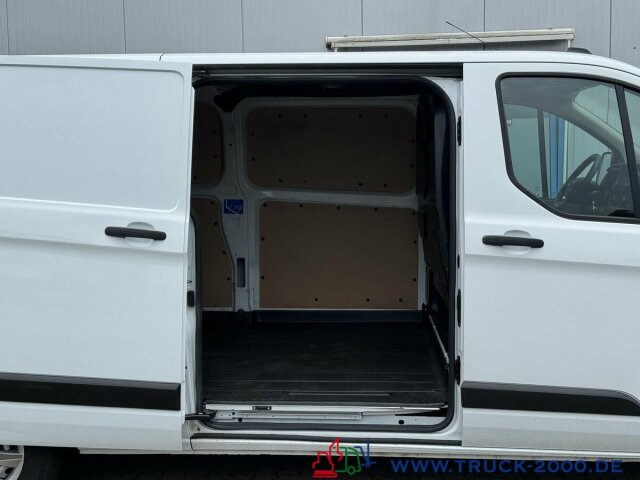 Ford Transit Custom Lang Trend 3Sitzer + Klima + DAB - Small van: picture 5 Ford Transit Custom Lang Trend 3Sitzer + Klima + DAB - Small van: picture 5