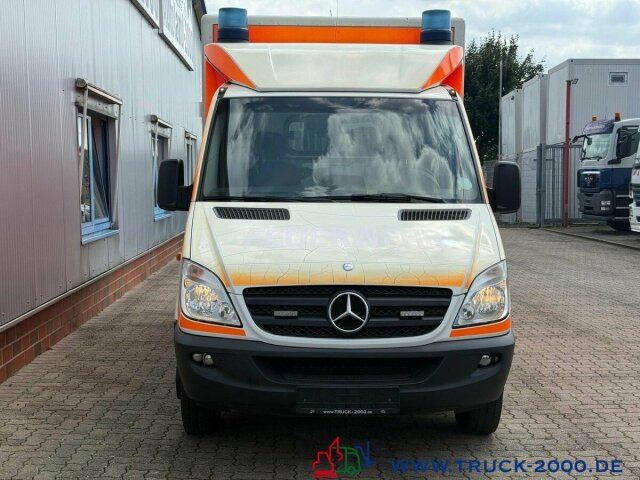 Mercedes-Benz Sprinter 516 Fahrtec RTW Luftfederung Retarder - Ambulance: picture 4 Mercedes-Benz Sprinter 516 Fahrtec RTW Luftfederung Retarder - Ambulance: picture 4
