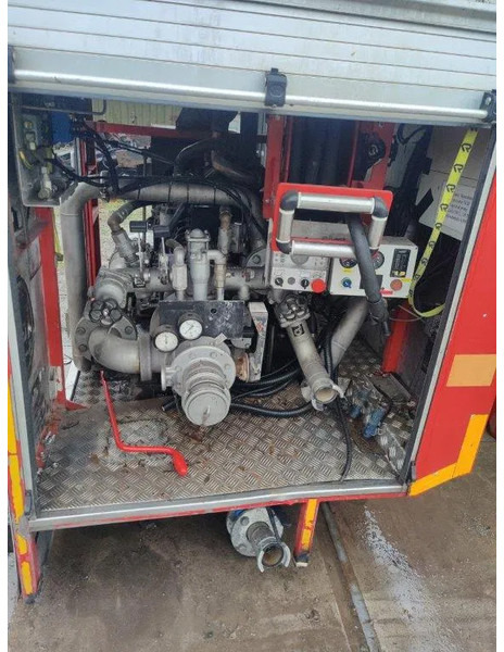 Diversen Rosenbauer N20 Waterpomp / brandweerpomp - Water pump: picture 3 Diversen Rosenbauer N20 Waterpomp / brandweerpomp - Water pump: picture 3
