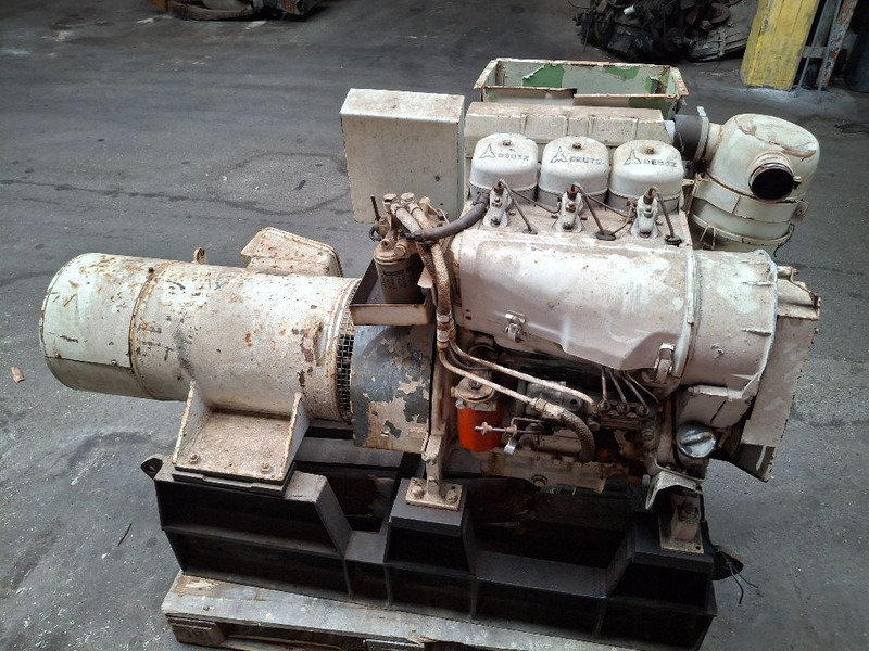 Deutz F3L912 - Spare parts: picture 1 Deutz F3L912 - Spare parts: picture 1