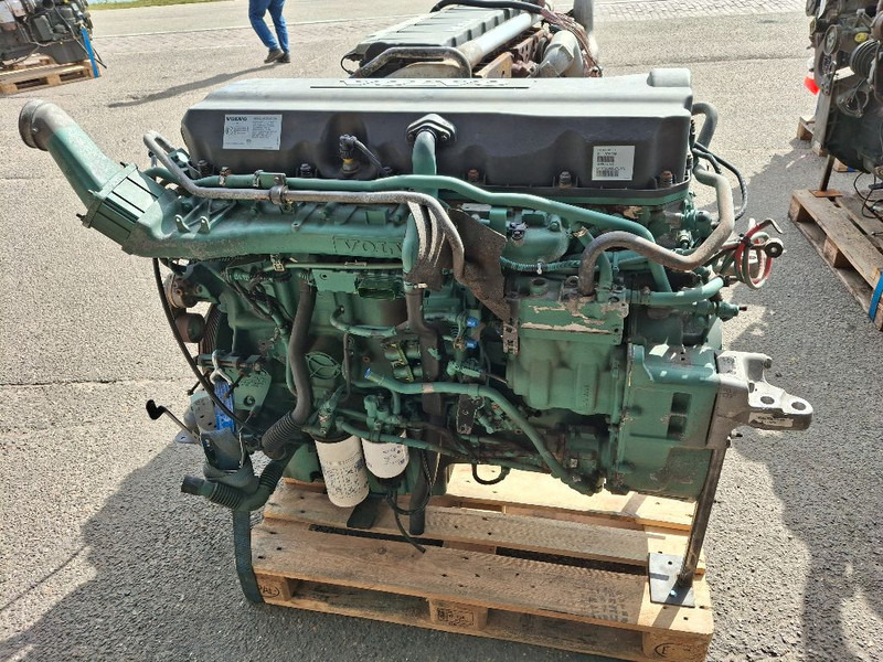 Volvo D11C330 - Engine: picture 1 Volvo D11C330 - Engine: picture 1
