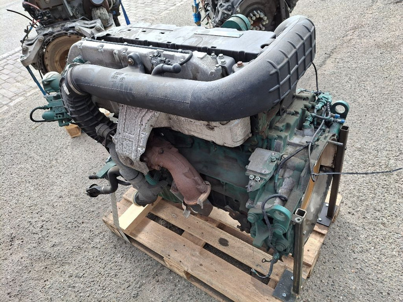 Volvo D7F - Engine: picture 4 Volvo D7F - Engine: picture 4