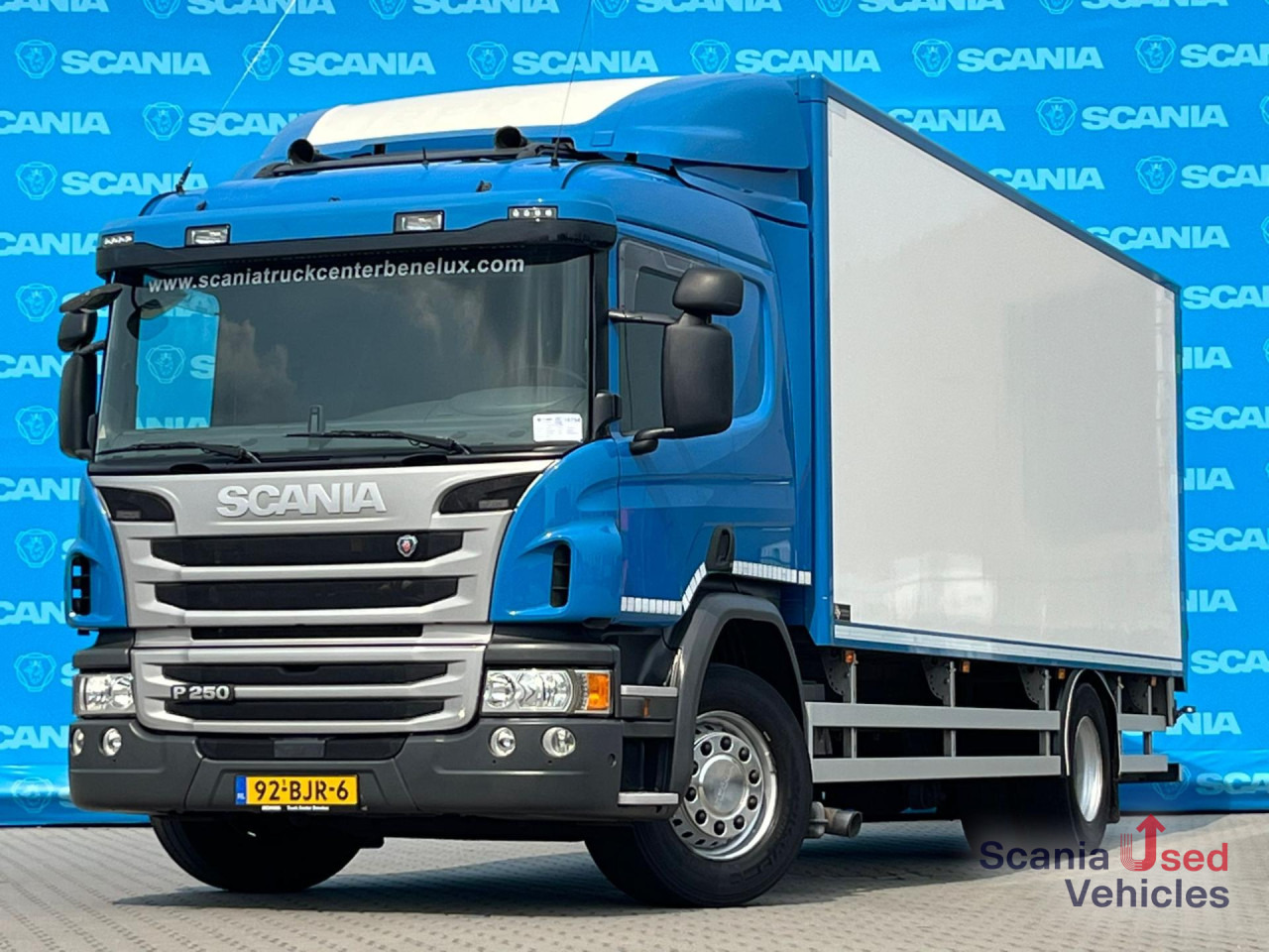SCANIA P 250 DB4x2MNA AIRCO TAILLIFT 1.5T BOX 675X250X235 - Box truck: picture 1 SCANIA P 250 DB4x2MNA AIRCO TAILLIFT 1.5T BOX 675X250X235 - Box truck: picture 1