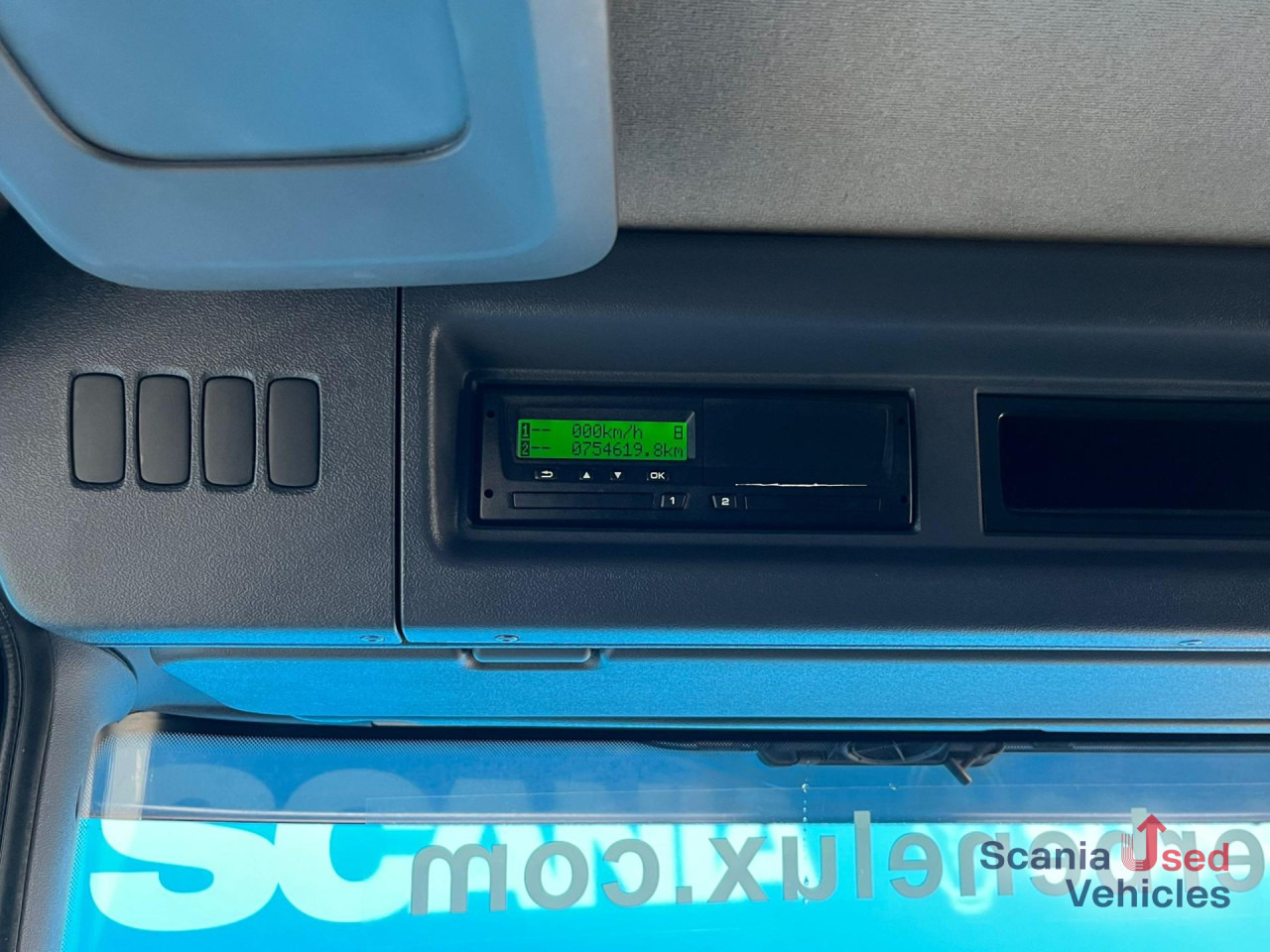 SCANIA P 280 DB4x2MNA TAILLIFT 2T BOX 750x249x230cm - Box truck: picture 4 SCANIA P 280 DB4x2MNA TAILLIFT 2T BOX 750x249x230cm - Box truck: picture 4