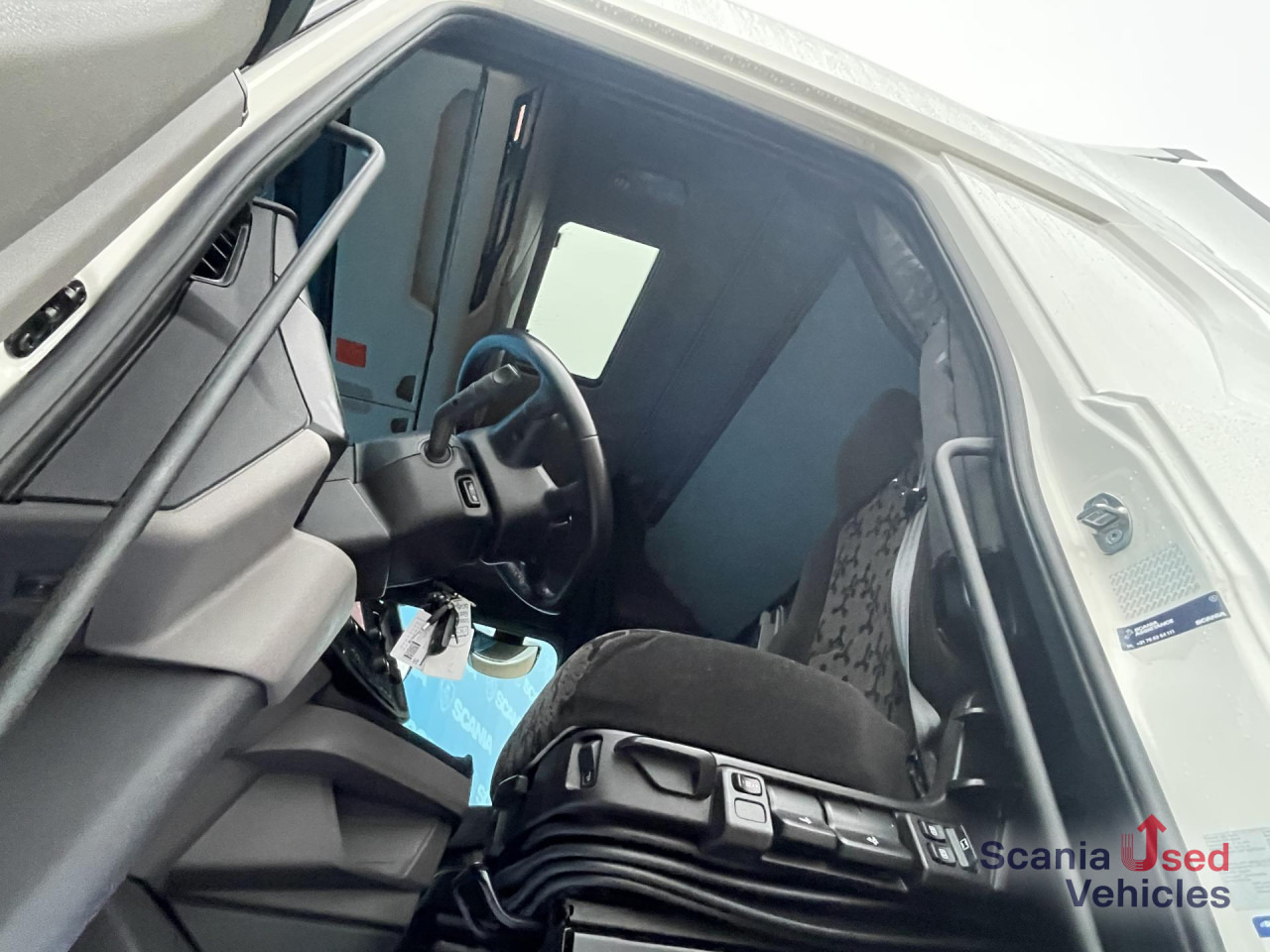 SCANIA S 500 A4x2NB DIFF-L RETARDER FULL AIR ACC 8T - Tractor unit: picture 5 SCANIA S 500 A4x2NB DIFF-L RETARDER FULL AIR ACC 8T - Tractor unit: picture 5