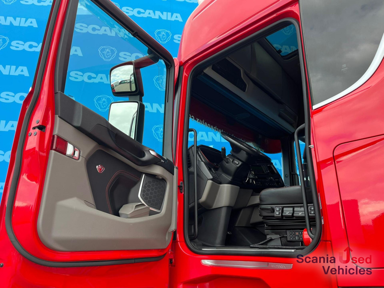 SCANIA S 590 A4x2NB V8 RETARDER 8T FULL AIR DIFF-LOCK - Tractor unit: picture 3 SCANIA S 590 A4x2NB V8 RETARDER 8T FULL AIR DIFF-LOCK - Tractor unit: picture 3