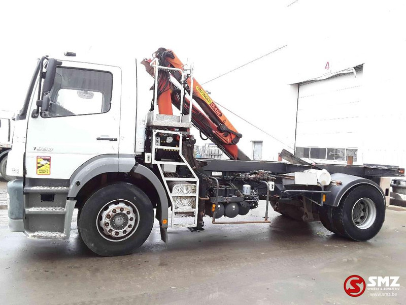 Mercedes-Benz Axor 1823 Palfinger pk4501 - Dropside/ Flatbed truck, Crane truck: picture 5 Mercedes-Benz Axor 1823 Palfinger pk4501 - Dropside/ Flatbed truck, Crane truck: picture 5