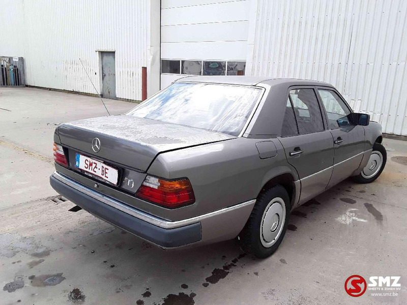 Car Mercedes-Benz: picture 12