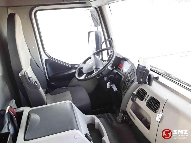 Renault Kerax 380 6x4 chassis - Dropside/ Flatbed truck, Crane truck: picture 5 Renault Kerax 380 6x4 chassis - Dropside/ Flatbed truck, Crane truck: picture 5