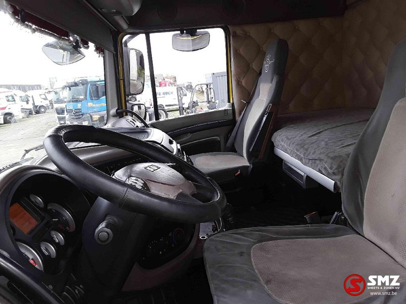 Tractor unit DAF 105 XF 460 SuperSpaceCab manual: picture 7 Tractor unit DAF 105 XF 460 SuperSpaceCab manual: picture 7