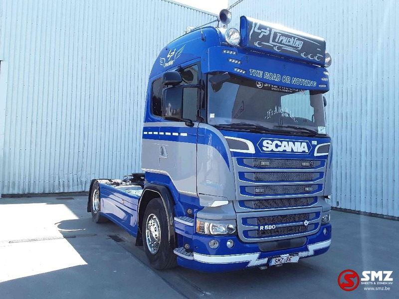 Scania R 580 Full options/full air showtruck - Tractor unit: picture 1 Scania R 580 Full options/full air showtruck - Tractor unit: picture 1