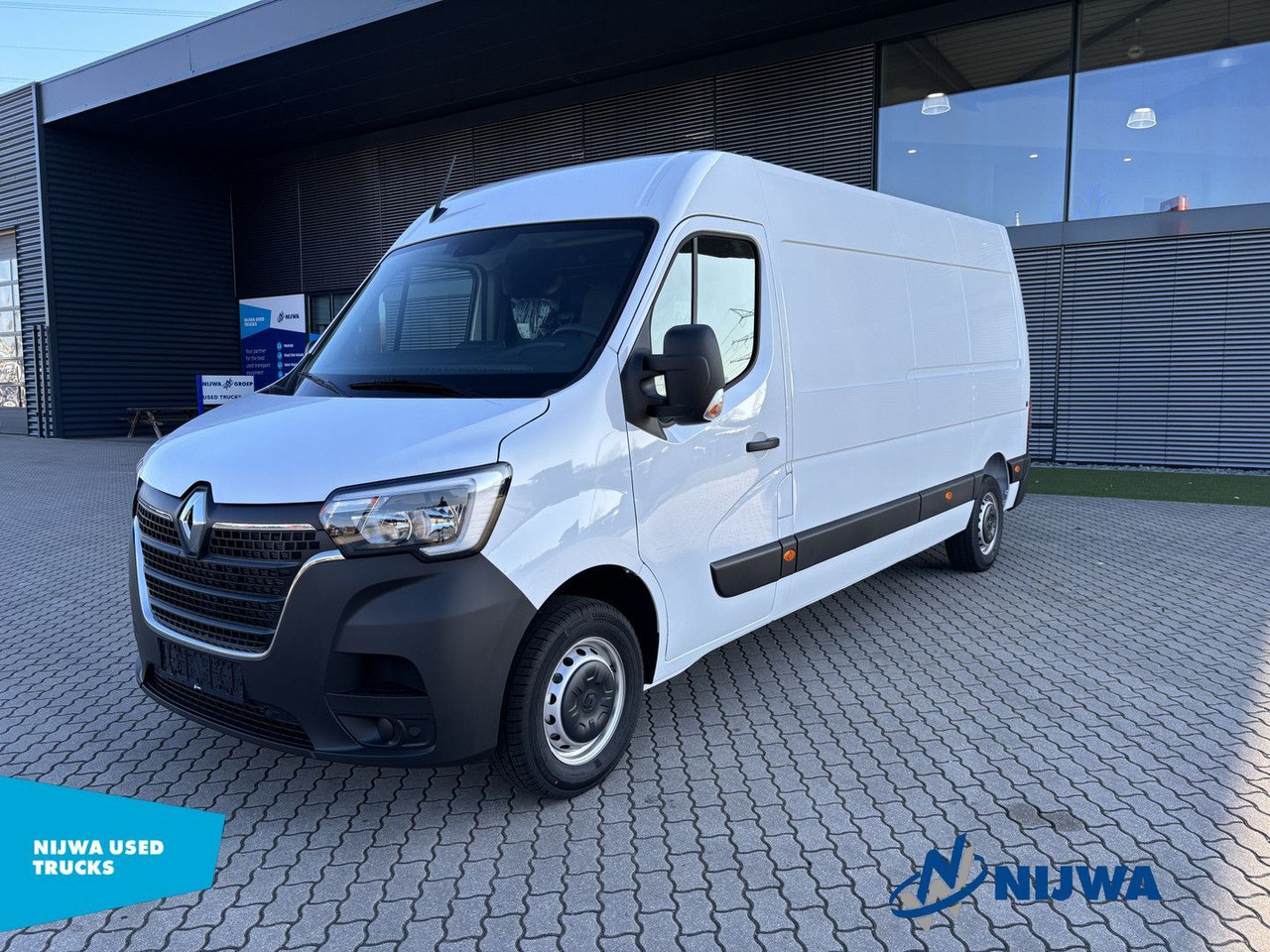Renault Master 135 L3H2 Parkeersensoren + Cruise control - Small van: picture 1 Renault Master 135 L3H2 Parkeersensoren + Cruise control - Small van: picture 1
