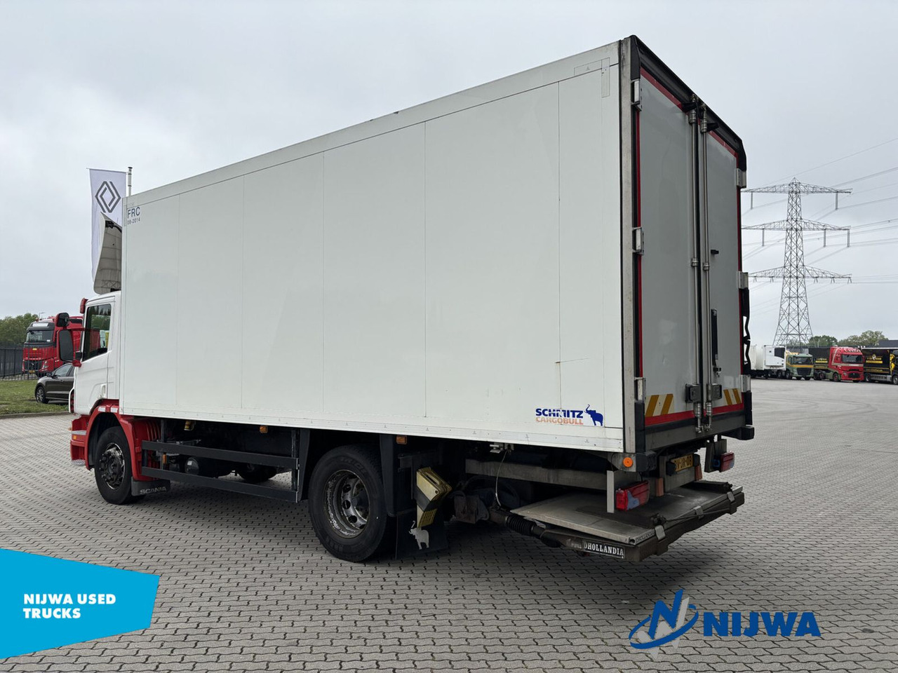 Scania P 230 4X2 Meat Truck + Laadklep - Refrigerator truck: picture 4 Scania P 230 4X2 Meat Truck + Laadklep - Refrigerator truck: picture 4