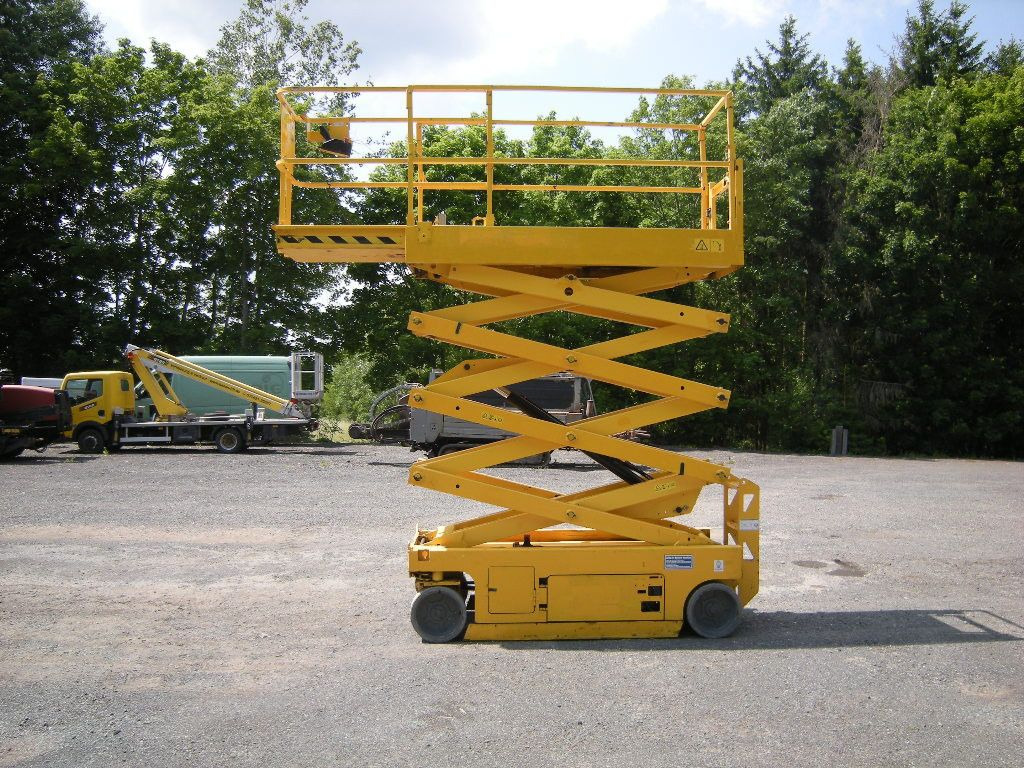 Genie GS-2632, Scherenarbeitsbühne Genie 10 m - Truck mounted aerial platform: picture 5 Genie GS-2632, Scherenarbeitsbühne Genie 10 m - Truck mounted aerial platform: picture 5