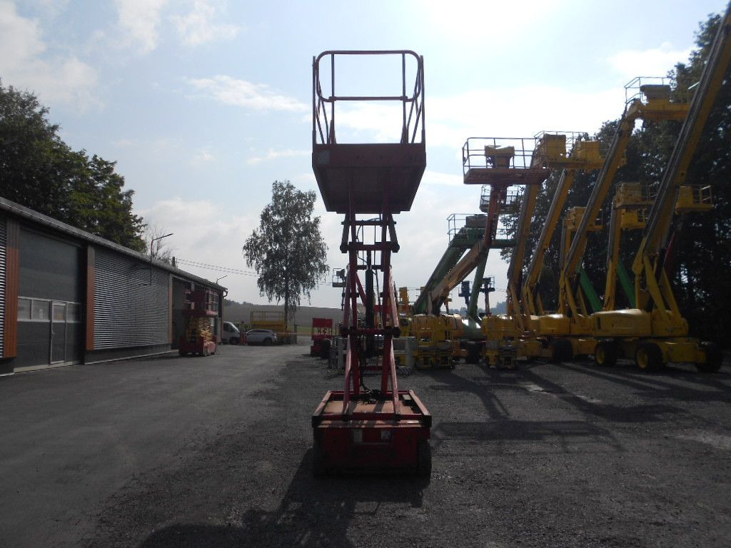 Haulotte Haulotte Compact 8W, AH 8 m - Scissor lift: picture 3 Haulotte Haulotte Compact 8W, AH 8 m - Scissor lift: picture 3