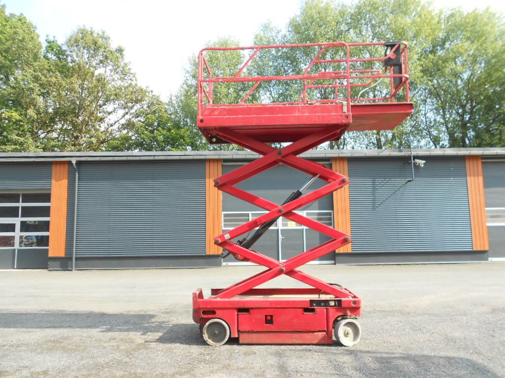 Haulotte Haulotte Compact 8W, AH 8 m - Scissor lift: picture 1 Haulotte Haulotte Compact 8W, AH 8 m - Scissor lift: picture 1