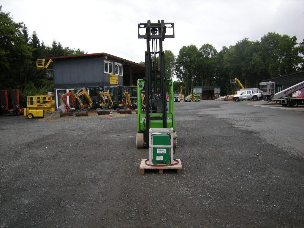 Electric forklift Hyster J1.8XN MWB, 1,8 Tonnen: picture 7 Electric forklift Hyster J1.8XN MWB, 1,8 Tonnen: picture 7