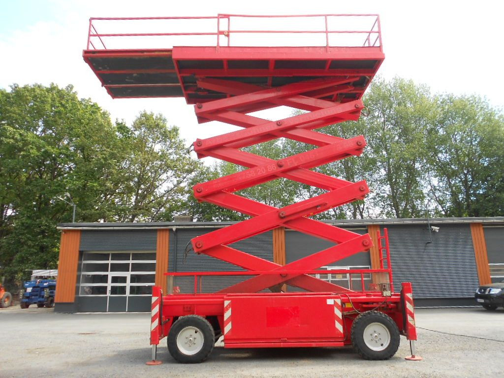 Scherenarbeitsbühne Liftlux SL205-25D4WD, AH 22 Scherenarbeitsbühne Liftlux SL205-25D4WD, AH 22 - Scissor lift: picture 2 Scherenarbeitsbühne Liftlux SL205-25D4WD, AH 22 Scherenarbeitsbühne Liftlux SL205-25D4WD, AH 22 - Scissor lift: picture 2