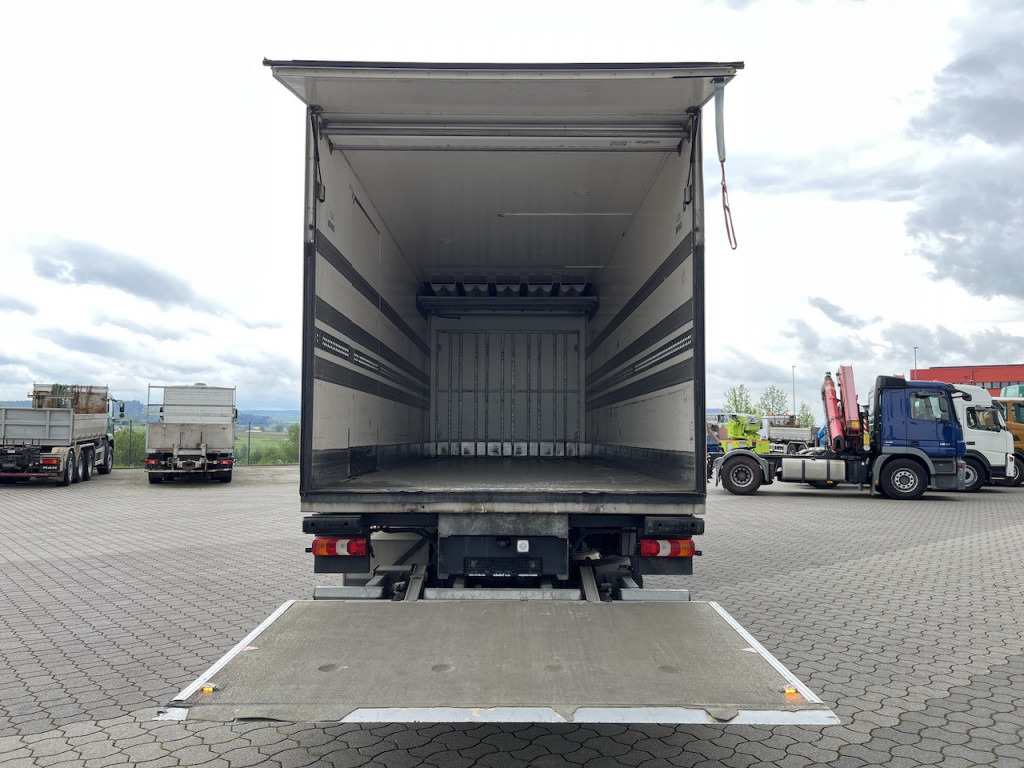 Mercedes-Benz CHEREAU Kühlkoffer 7,20 m Clion Coolman Aggregat + Ladebordwand 2t - Refrigerator truck: picture 4 Mercedes-Benz CHEREAU Kühlkoffer 7,20 m Clion Coolman Aggregat + Ladebordwand 2t - Refrigerator truck: picture 4
