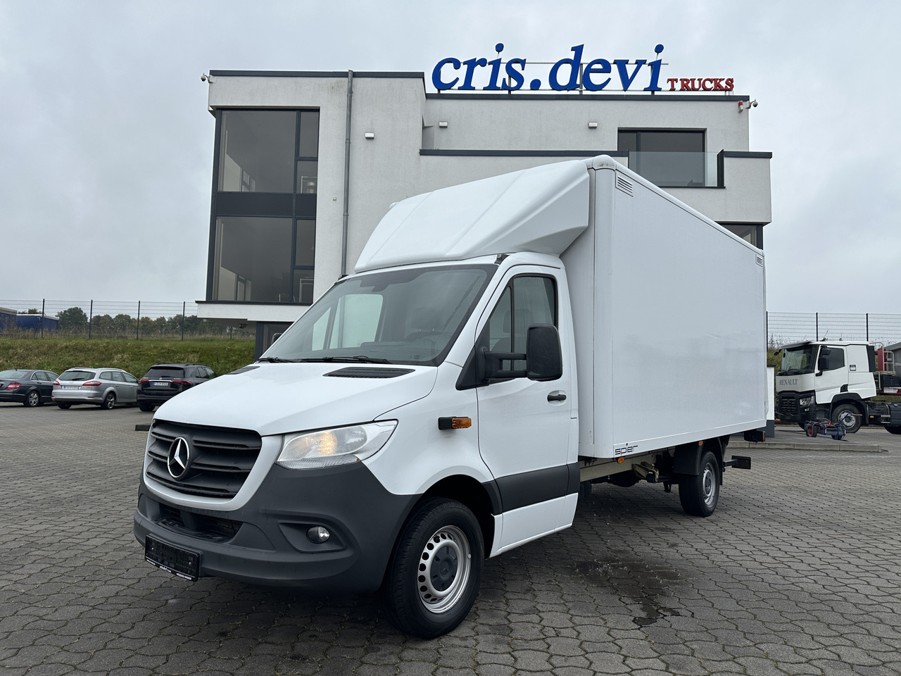 Mercedes-Benz Sprinter 319 CDI Koffer LBW RFK SH Tempomat - Box van: picture 1 Mercedes-Benz Sprinter 319 CDI Koffer LBW RFK SH Tempomat - Box van: picture 1