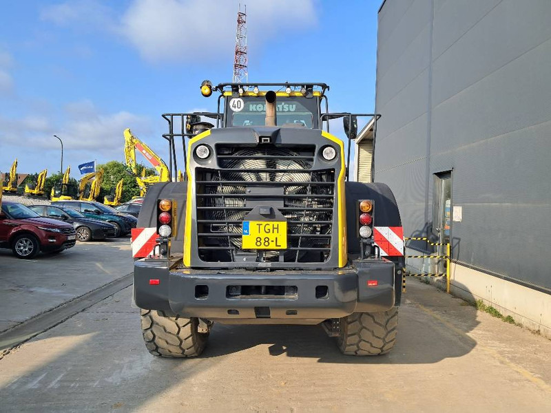 Wheel loader Komatsu WA380-8E0: picture 6