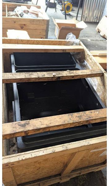 Komatsu WA600-8 BATTERY BOX 426-06-61211 - Frame/ Chassis for Construction machinery: picture 1 Komatsu WA600-8 BATTERY BOX 426-06-61211 - Frame/ Chassis for Construction machinery: picture 1