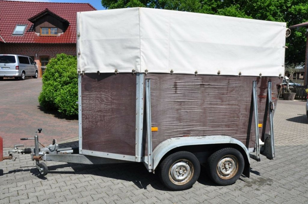 Holz Plane 1,5 Pferde - Horse trailer: picture 1 Holz Plane 1,5 Pferde - Horse trailer: picture 1