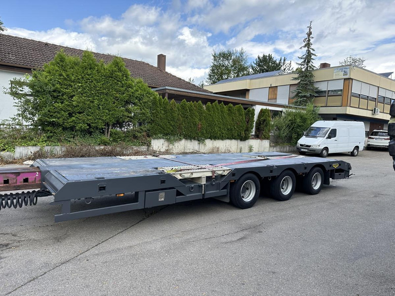 Broshuis Tele Semi Tieflader Luft 4.5 m auszieh u. 3 m verb Tele Semi Tieflader Luft 4.5 m auszieh u. 3 m verbreiterb. - Low loader semi-trailer: picture 3 Broshuis Tele Semi Tieflader Luft 4.5 m auszieh u. 3 m verb Tele Semi Tieflader Luft 4.5 m auszieh u. 3 m verbreiterb. - Low loader semi-trailer: picture 3