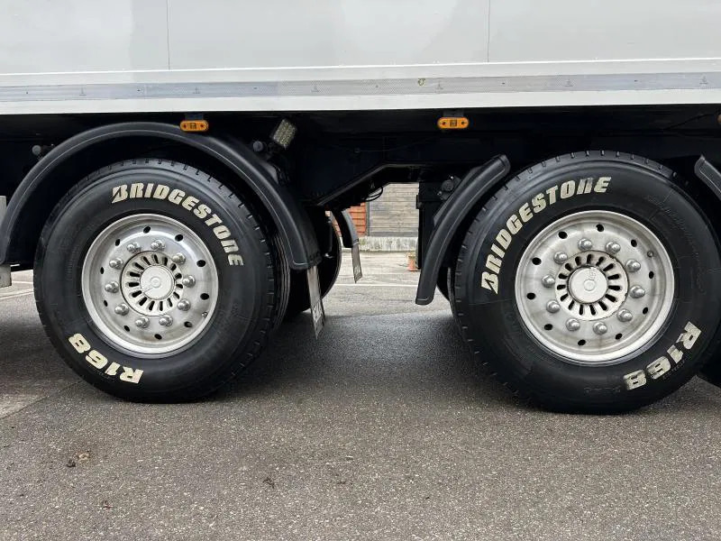 Refrigerator semi-trailer Krone Cool Liner 2 - Achs CITYSATTEL*Lenkachse*Carrier 1300*TÜV NEU!!: picture 13