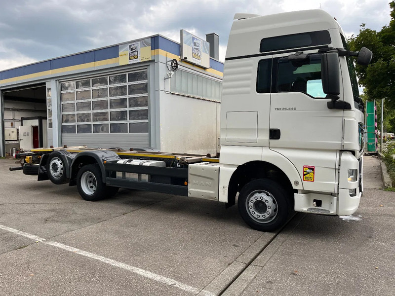 MAN 440 FLL BDF 6x2 Volum WANTEC Mulltiw.Lenkachse E6 - Container transporter/ Swap body truck: picture 2 MAN 440 FLL BDF 6x2 Volum WANTEC Mulltiw.Lenkachse E6 - Container transporter/ Swap body truck: picture 2