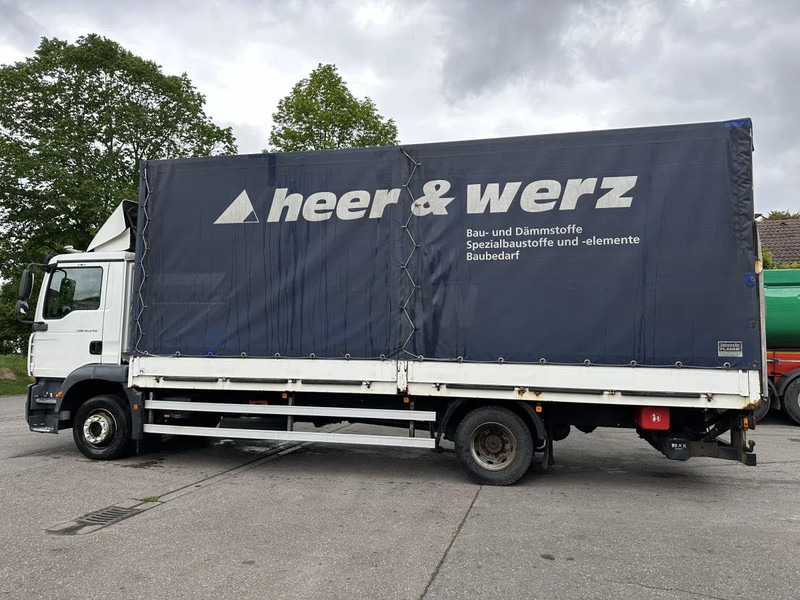 MAN TGL 12.250 BL Pri/Plane LBW 18 Paletten Schalter - Curtainsider truck: picture 2 MAN TGL 12.250 BL Pri/Plane LBW 18 Paletten Schalter - Curtainsider truck: picture 2
