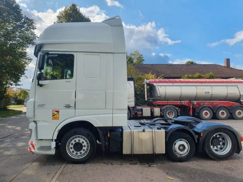 DAF XF 106.510 FT 6x2/4 SSC 3-Achser MEGA E6 - Tractor unit: picture 2 DAF XF 106.510 FT 6x2/4 SSC 3-Achser MEGA E6 - Tractor unit: picture 2