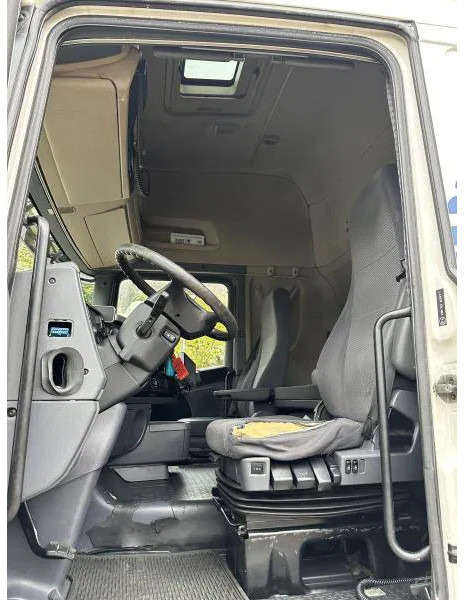 Tractor unit Scania R420 MEGA 4x2 Topline Intarder TÜV neu! E5: picture 19