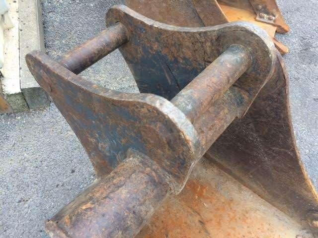 600mm - Porteur 8 Tonnes - Excavator bucket: picture 3 600mm - Porteur 8 Tonnes - Excavator bucket: picture 3