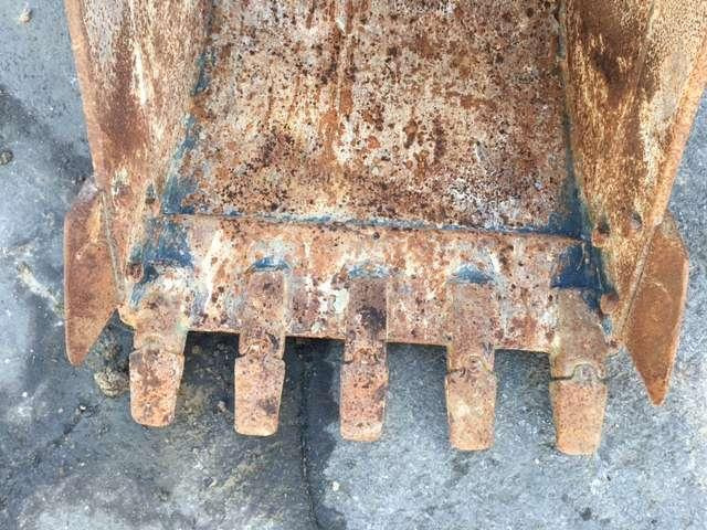HYUNDAI Robex 55-7 - 700mm - Axes 45mm - Excavator bucket: picture 2 HYUNDAI Robex 55-7 - 700mm - Axes 45mm - Excavator bucket: picture 2