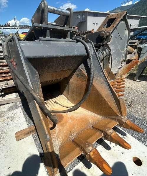 VTN Godet Concasseur VTN FB 250 - Bucket for Construction machinery: picture 5 VTN Godet Concasseur VTN FB 250 - Bucket for Construction machinery: picture 5