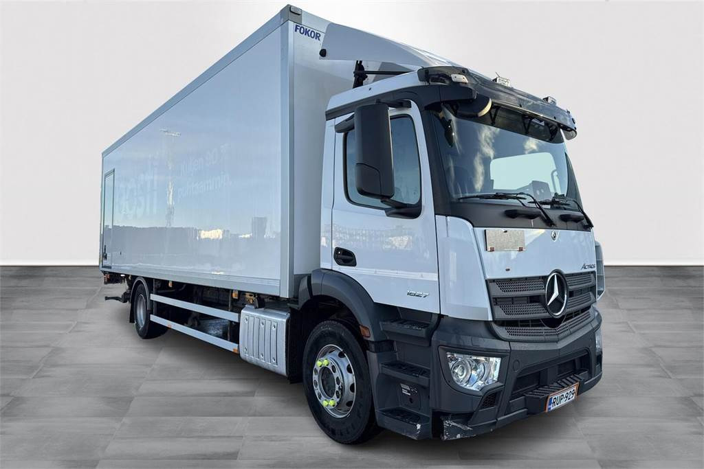 Mercedes-Benz Actros 1827 L 5 SM KSA - Box truck: picture 3 Mercedes-Benz Actros 1827 L 5 SM KSA - Box truck: picture 3