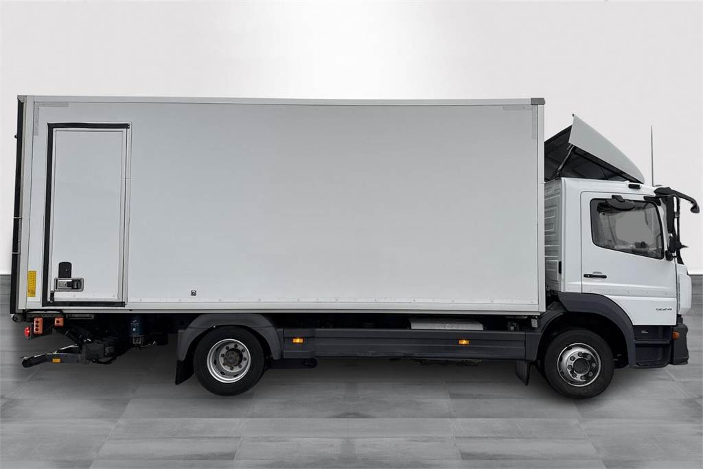 Mercedes-Benz Atego 1224L 6,2m KSA-kori + PL - Box truck: picture 4 Mercedes-Benz Atego 1224L 6,2m KSA-kori + PL - Box truck: picture 4