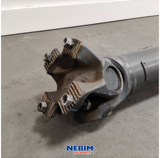 Renault Renault - 7401067766 - Aandrijfas L: 2000mm - Spare parts for Truck: picture 2 Renault Renault - 7401067766 - Aandrijfas L: 2000mm - Spare parts for Truck: picture 2