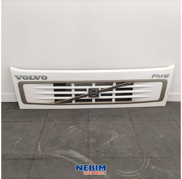 Volvo Volvo - 20523237 - Frontpaneel FM - Spare parts for Truck: picture 1 Volvo Volvo - 20523237 - Frontpaneel FM - Spare parts for Truck: picture 1