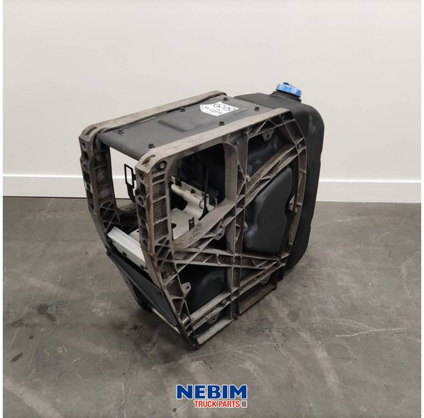 Volvo Volvo - 21219301 - Adblue tank 64ltr - Spare parts for Truck: picture 3 Volvo Volvo - 21219301 - Adblue tank 64ltr - Spare parts for Truck: picture 3