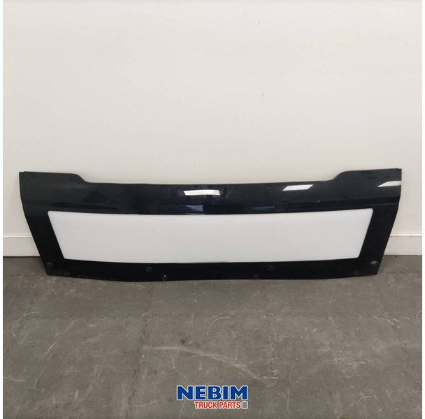Volvo Volvo - 78614894 - Sierpaneel dak FH4 CABH230 - Spare parts for Truck: picture 1 Volvo Volvo - 78614894 - Sierpaneel dak FH4 CABH230 - Spare parts for Truck: picture 1