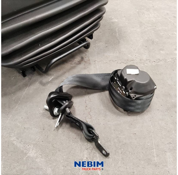 Volvo Volvo - 82515498 - Passagiersstoel FE / FL - Spare parts for Truck: picture 3 Volvo Volvo - 82515498 - Passagiersstoel FE / FL - Spare parts for Truck: picture 3