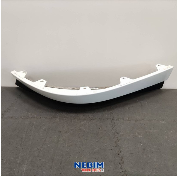 Volvo Volvo - 82674760 - Bumperspoiler links FH4B - Spare parts for Truck: picture 1 Volvo Volvo - 82674760 - Bumperspoiler links FH4B - Spare parts for Truck: picture 1