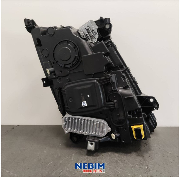 Volvo Volvo - 84170202 - Koplamp links FH4/FM4 - Spare parts for Truck: picture 3 Volvo Volvo - 84170202 - Koplamp links FH4/FM4 - Spare parts for Truck: picture 3