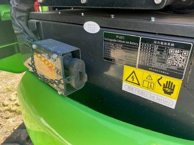 Mini excavator LIUGONG 9027 FE Electric, SW OQ 30 MIETE / RENT (12005252): picture 16